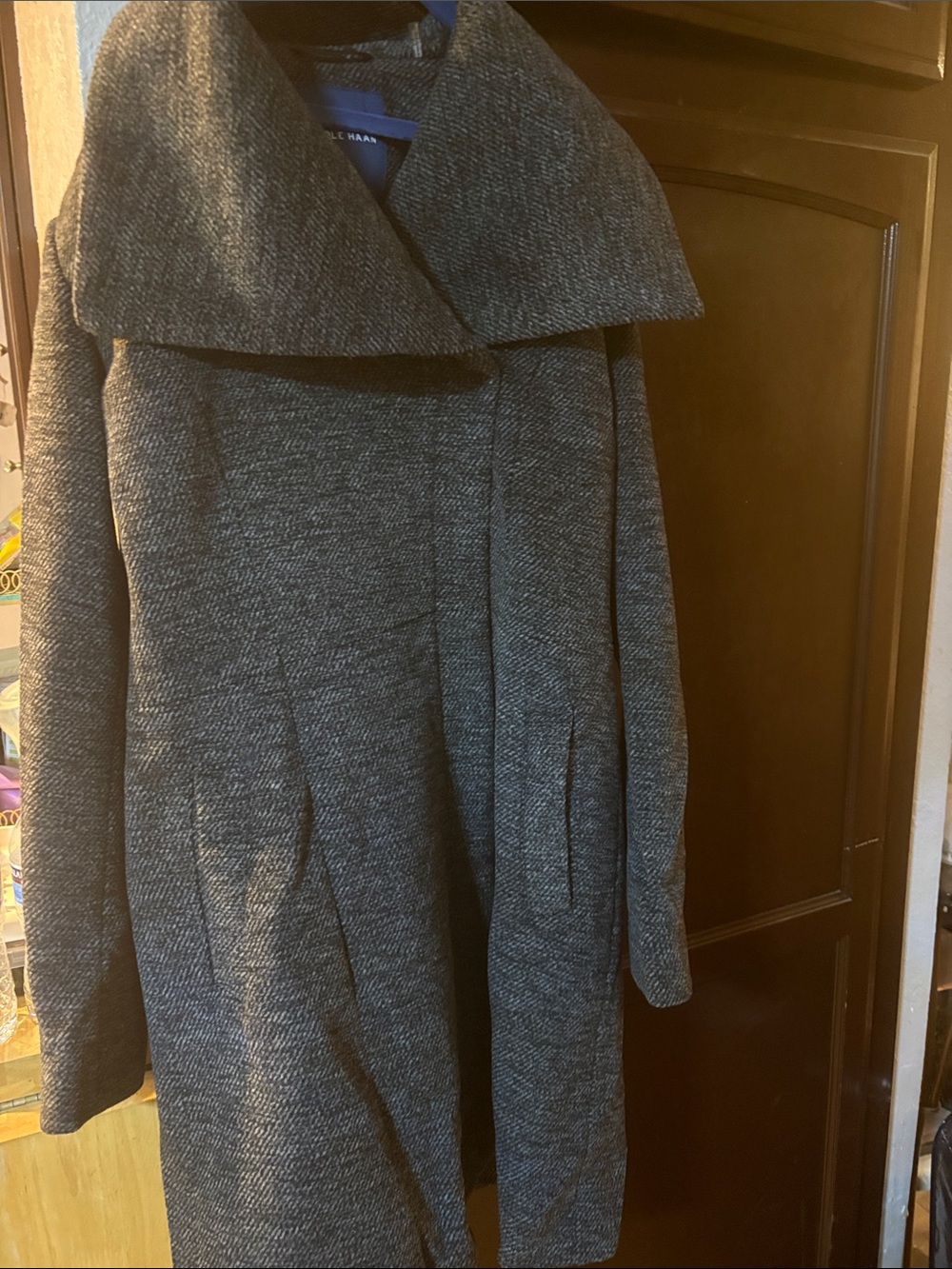 Cole Haan luxury brand Women's Charcoal Shawl-Collar wool blend coat sz 4